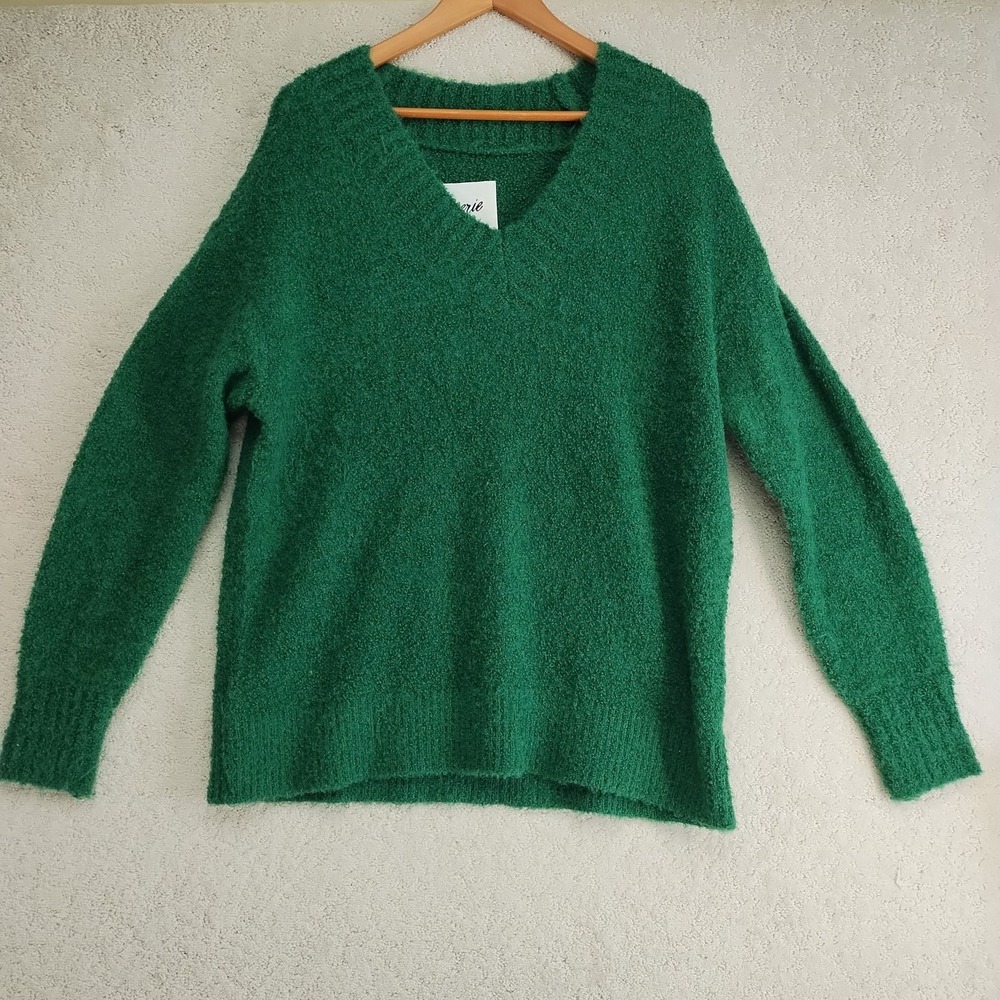 Aerie Sweater Womens S Petite Green V Neck Cozy Fuzzy Boucle Pullover Casual